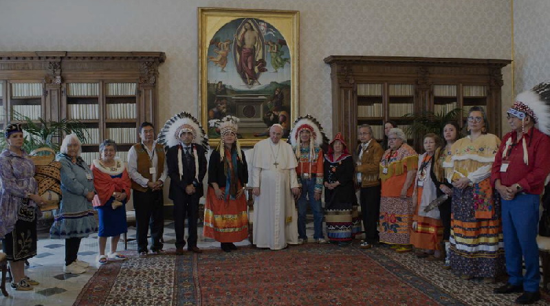 El Papa pide perdón a indígenas por abusos en escuelas católicas