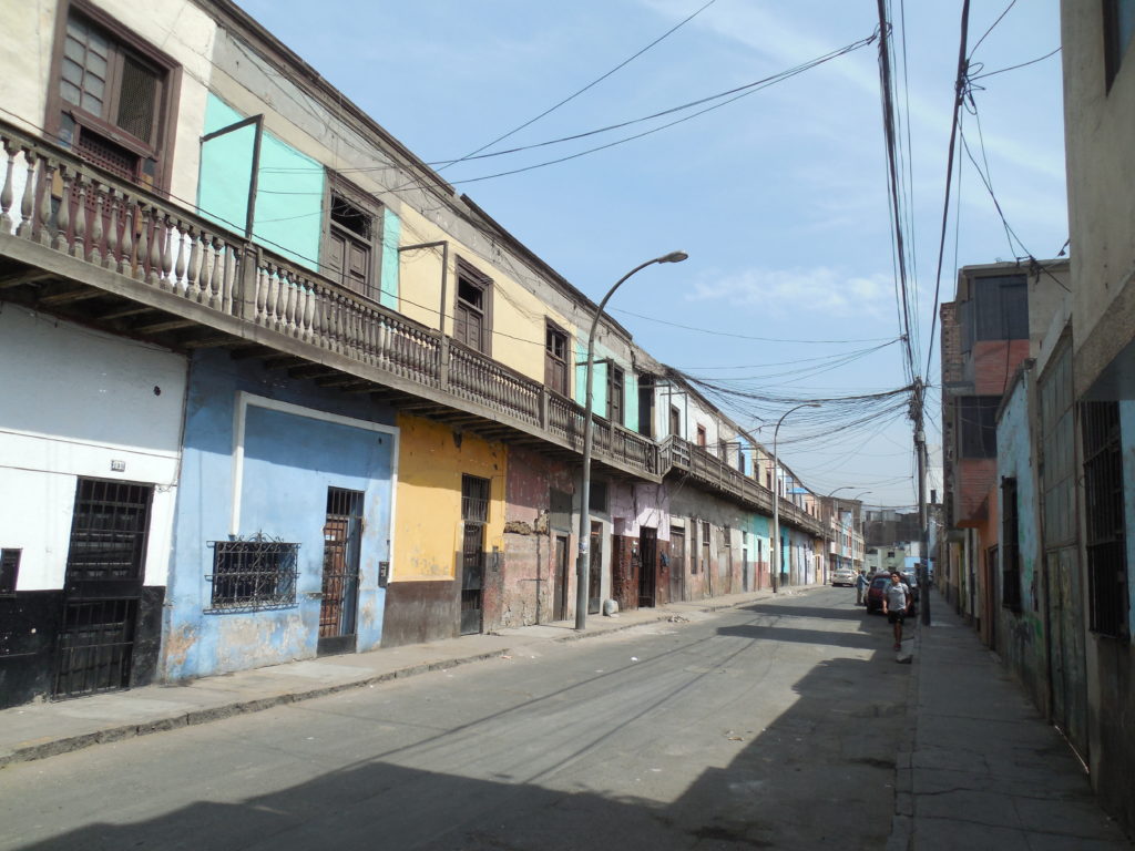 Vista del Jr. Cangallo en Barrios Altos.