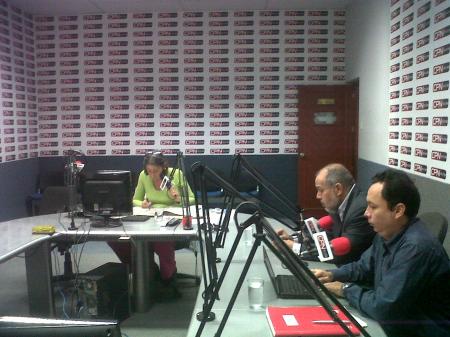 Mariella Balbi entrevistando a Carlo Magno Salcedo y Juan Carlos Valdivia en CPN Radio (23.05.2011