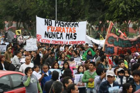 Movilizaciones anti Fujimori_2011.jpg