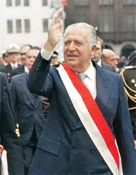 Fernando Belaúnde, hizo suficientes méritos para ser juzgado por crímenes de lesa humanidad que se permitió durante su primer y segundo gobierno (1963-1968 y (1980-1985